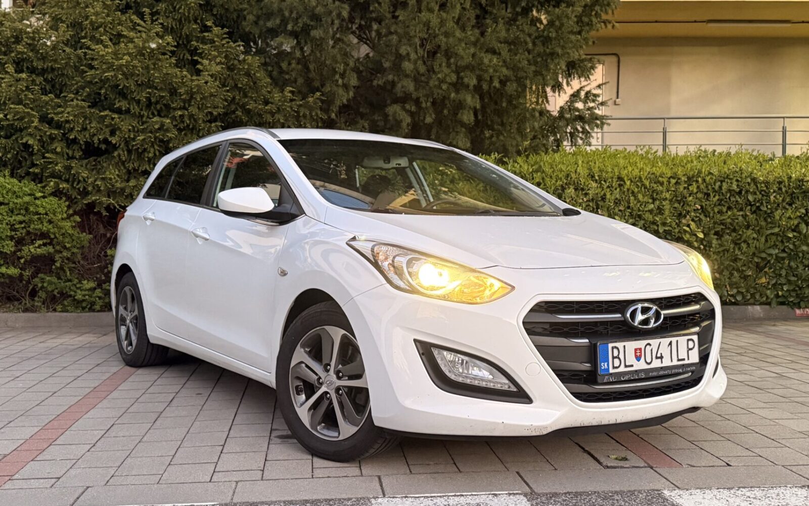 Hyundai i30 CW i30 kombi 1.6 CRDi VGT Family AT 81kW110HP A7
